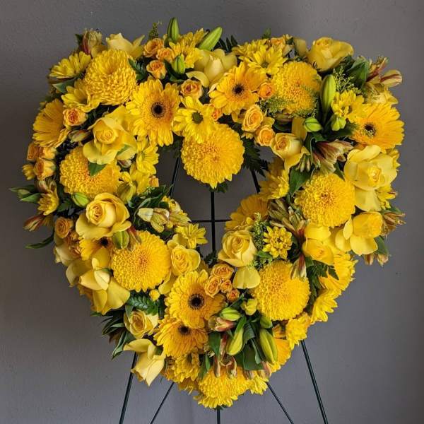 FUNERAL HEART WREATH - I Carry Your Heart 75
