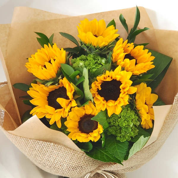 Sunflower Hand Bouquet (Vase not included)