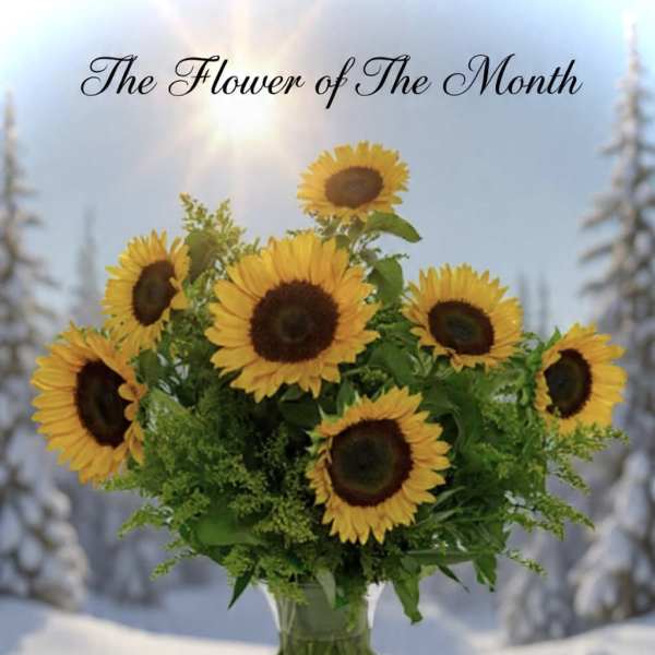 Sunflower bouquet in a clear glass vase