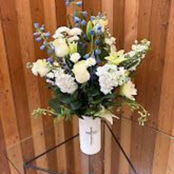 Serenity Cross Bouquet