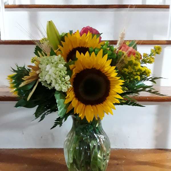Sunflower Splendor Bouquet