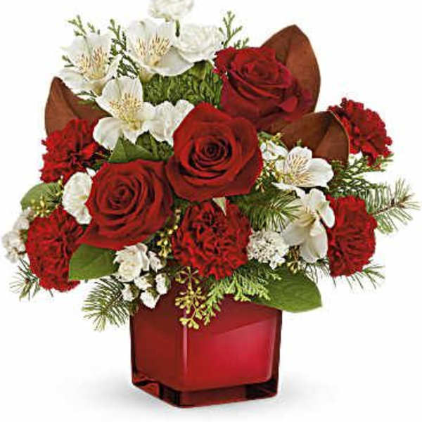 Teleflora's Scarlet Splendor Bouquet DX