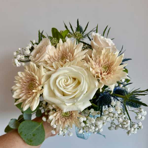 Mixed flower hand held bouquet