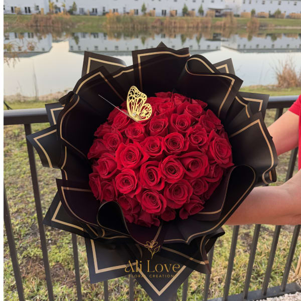 Red Roses Bouquets