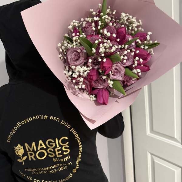 Roses & Tulips Luxury Blooms