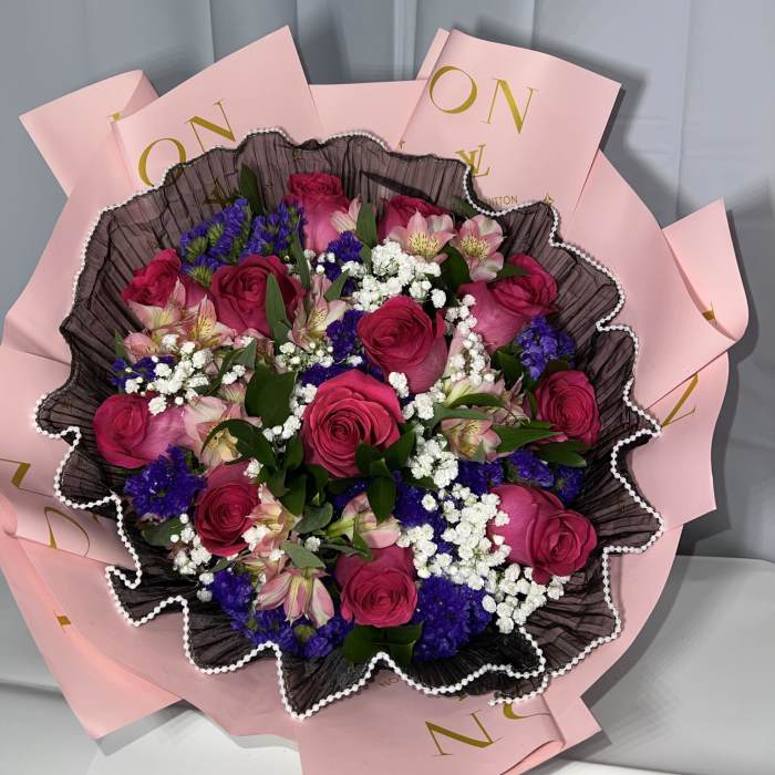 Dozen roses