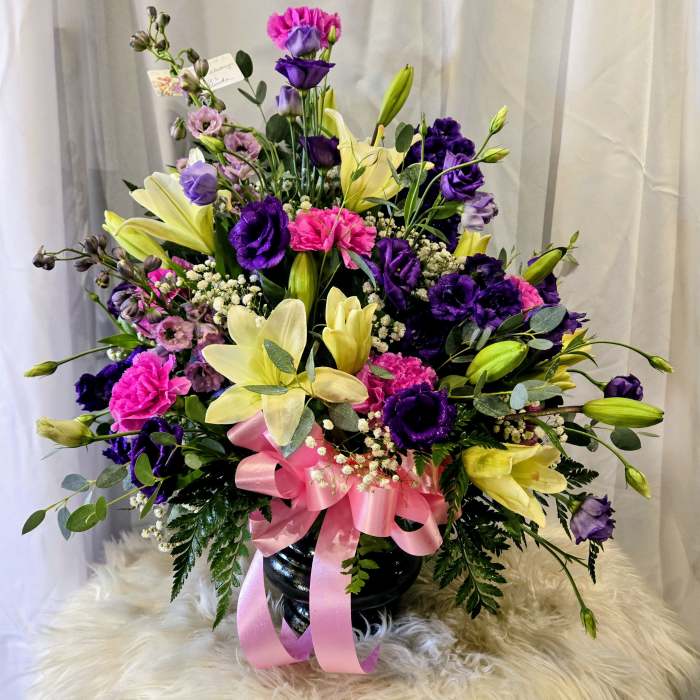 Medium Sympathy Arrangement