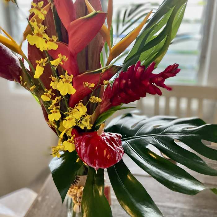 Kailua Florist Flower Delivery by Pomaikai Flowers