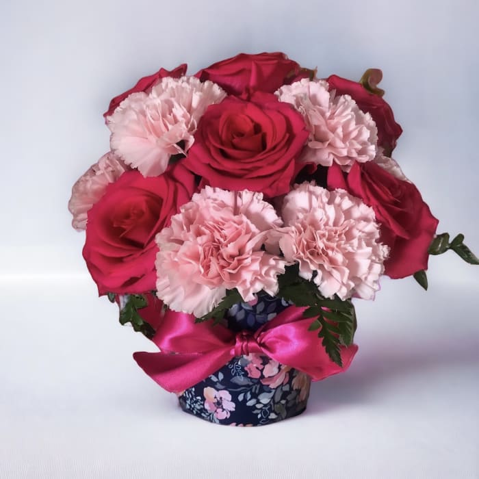 Hallandale Beach Florist Flower Delivery by Yoli's Flowers and Decor