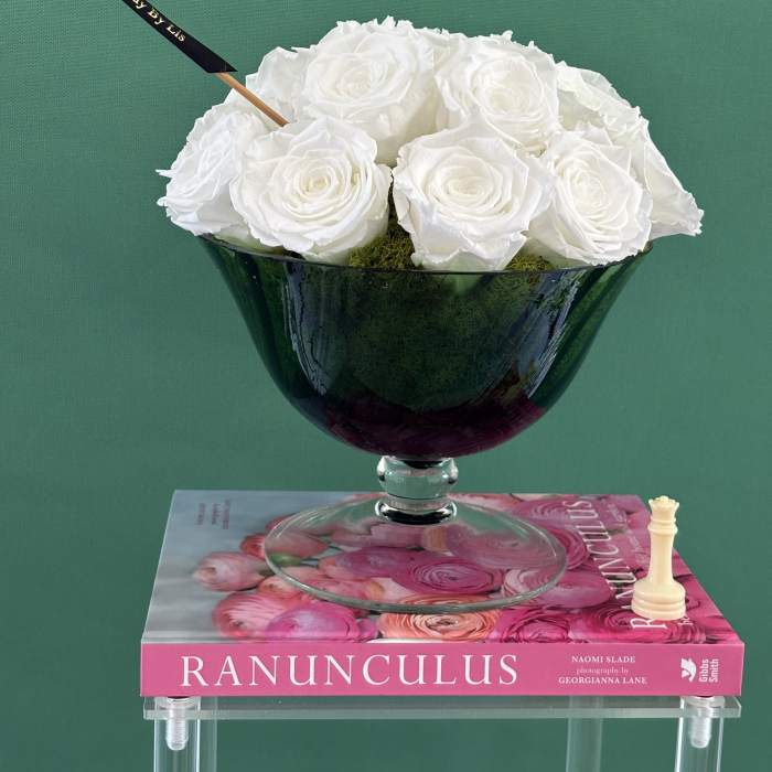 Clark G. (PRESERVED ROSES)