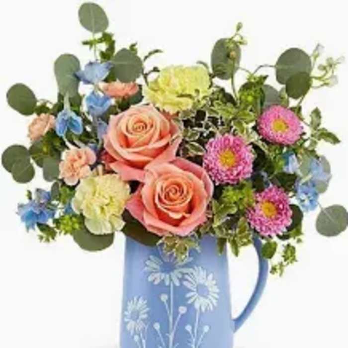 DAISY DREAMS BY TELEFLORA