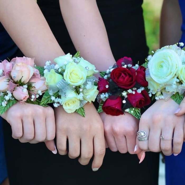 HOCO/PROM Wrist Corsage