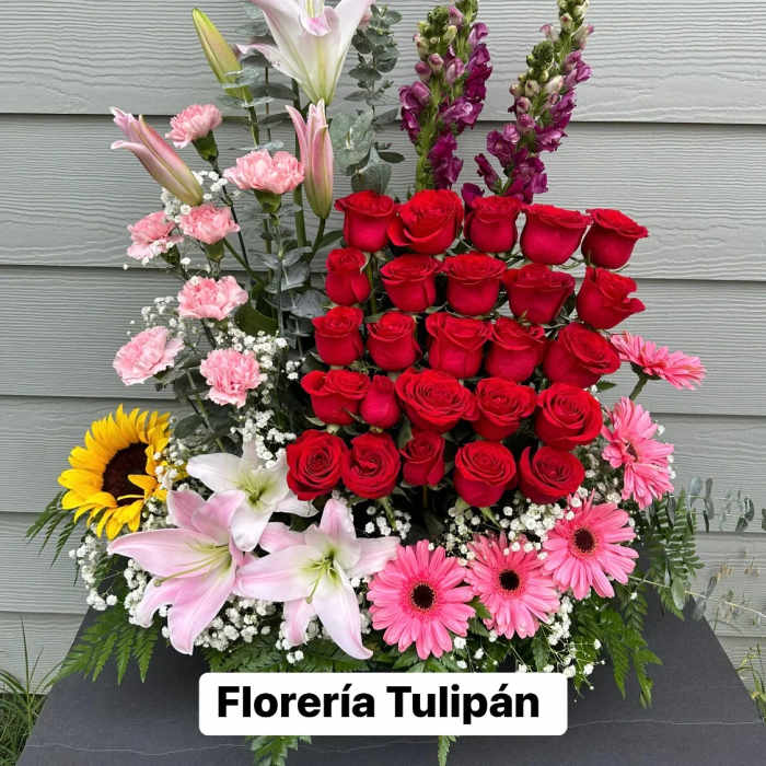 Arreglo de flores surtidas