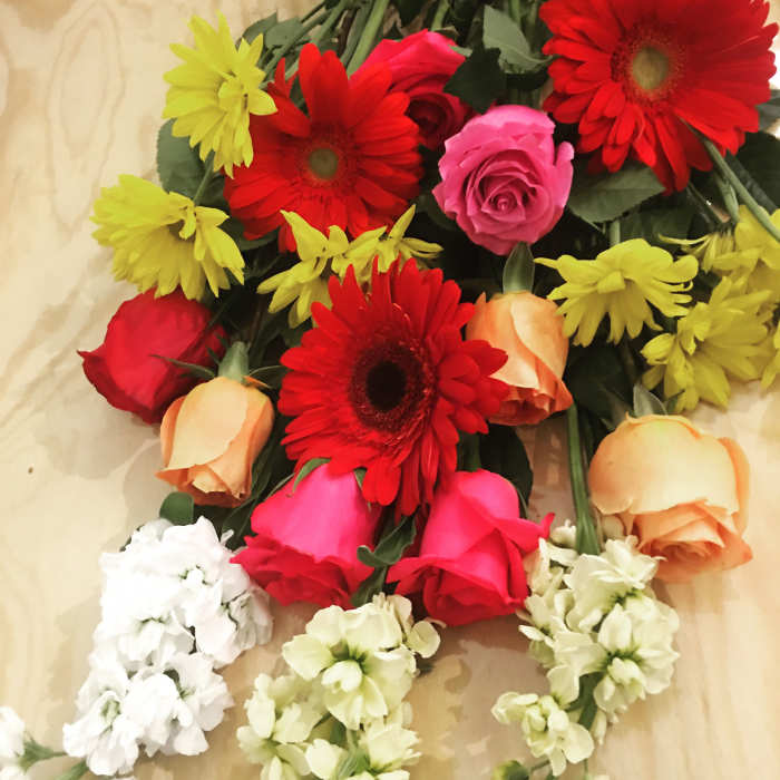 Roses & Daisies Bouquet