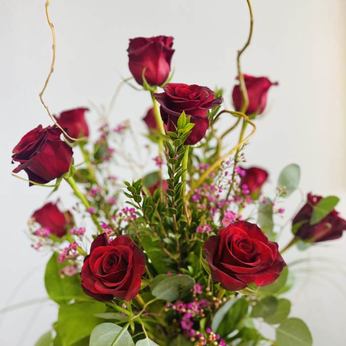 Dozen Roses