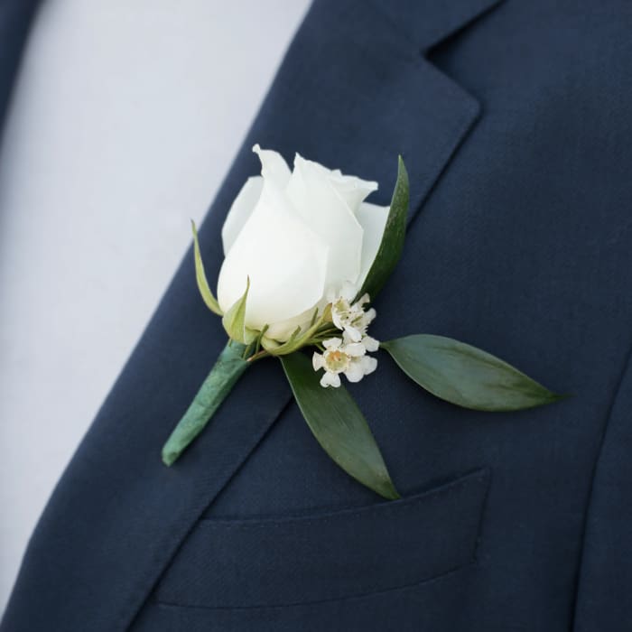 Tailored Boutonniere