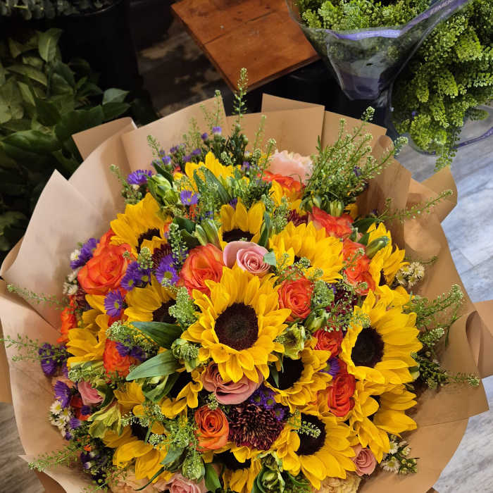 Sunflower & Rose Medley