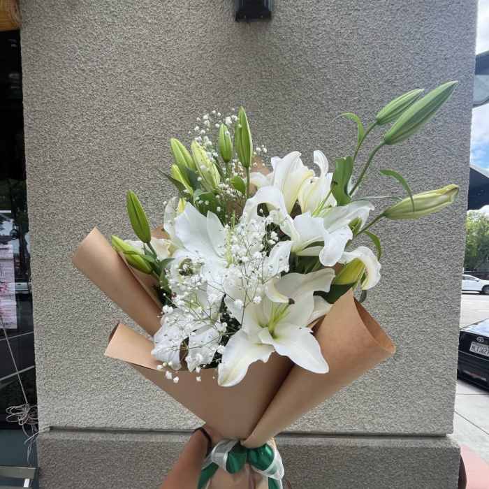 White Lilys Bouquet
