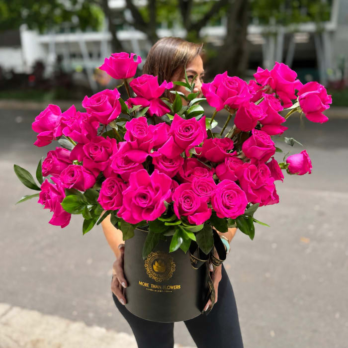 40 Reflexed Roses Hat Box - Fuchsia