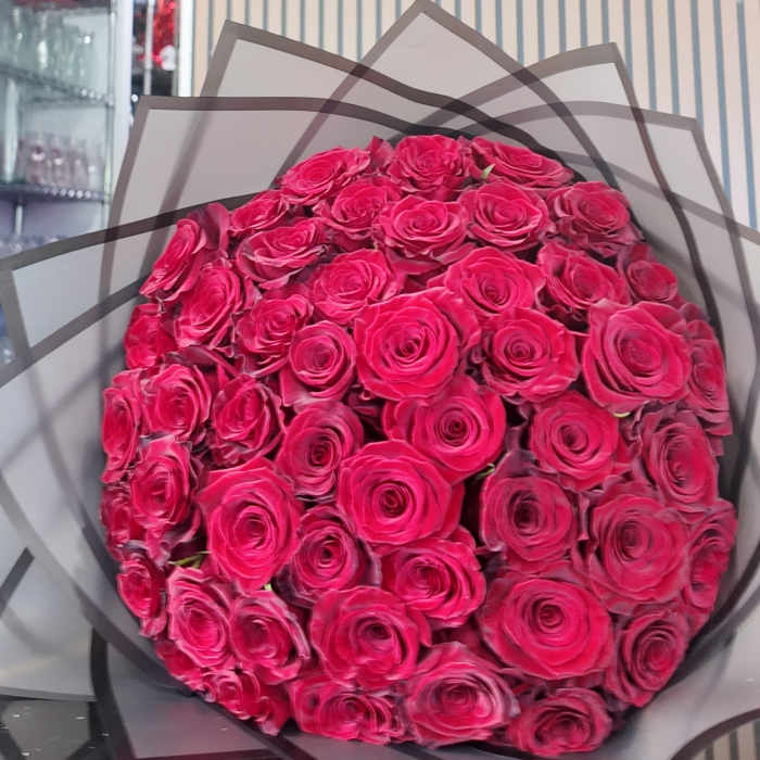 100 Red wrap Roses