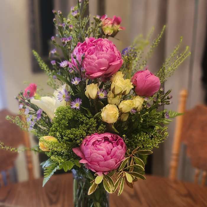 "Its A Beautiful Sunday" By: Madison's Flowers