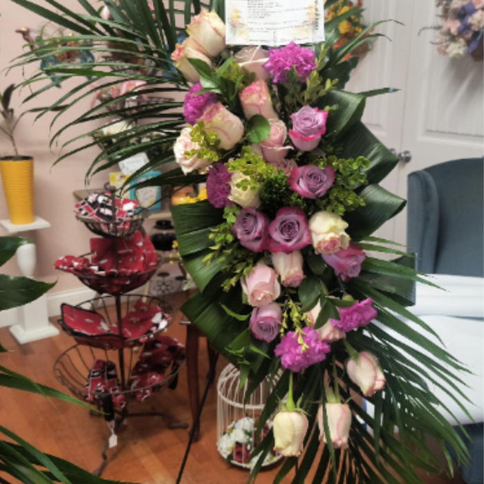 Serene Lavender Grace Spray Stand
