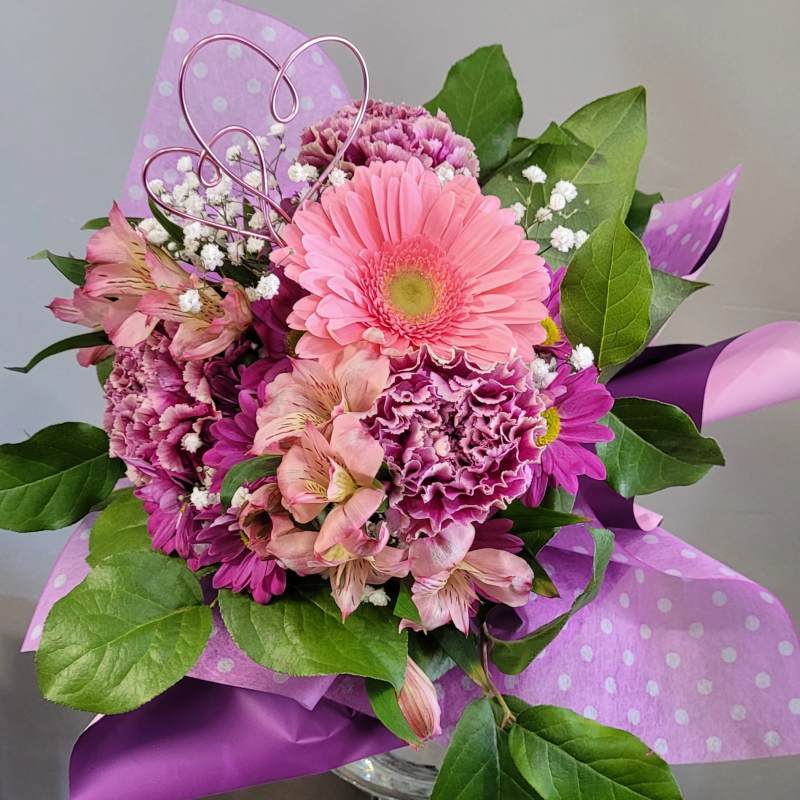 North Tonawanda Florist Flower Delivery by Floral Accents