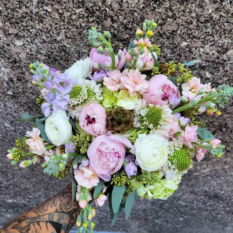 Mount Vernon Florist Flower Delivery by Mao Floral