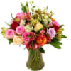 Beautiful lush roses and hydrangeas with baby breaths