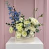 White Gardenia
Intoxicating, elegant, and effortlessly timeless. A lush white arrangement that fills