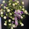 This frog-inspired funeral spray is a beautiful way to show one&rsquo;s love