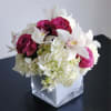 Celebrate life's sweetest moments with our beautiful Sweet Moment Bouquet! Expertly crafted