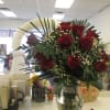 Nothing say I love you like a dozen of red roses! 