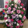 Soft pink flowers to give tribute to the one you love and