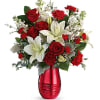 Make Valentine&#039;s Day shine with this romantic mix of classic red roses