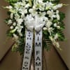 GRAND SYMPATHY SPRAY IN WHITE WITH 2 PRINTED VERTICAL BANNERS BY TWIN