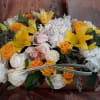 SHOWN: DELUXE

A fresh collection of complimentary florals. Available in custom color combinations.


