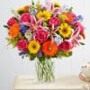 A fresh-from-the meadow design makes our Garden Pathway bouquet a true delight.