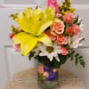 A perfect arrangement to express happiness! Any occasion for these flowers would