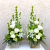 These arrangements are perfect to decorate the ends of tables or adding