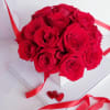 Roses in white box. Great for Valentine&#039;s day or any other occasion.