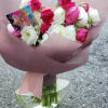 This modern and elegant arrangements is meant to inpire and bring joy