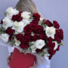Gorgeous box of mix of 50 roses with garden roses