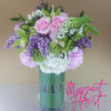Imagine a bouquet that captures the radiance and symbolism of the Star