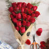 Red roses are recognized queens of the flower world. Passionate and sensual