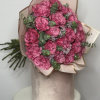 My oh, my! What red roses do to one&#039;s eyes. Show the