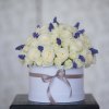The Fiona arrangement delivery includes:
Premium, equadorian white roses (up to 30 -