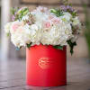Give your love and sweet kisses by sending this beautiful bouquet full