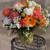 An orange and white flower combination for the fall season. 