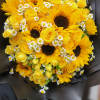 Fresh roses, sunflower and chamomile! 